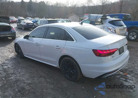 2022 Audi A4 Premium Plus 45 Tfsi S Line Quattro S Tronic z USA, uszkodzony, nr VIN WAUEAAF42NN015142